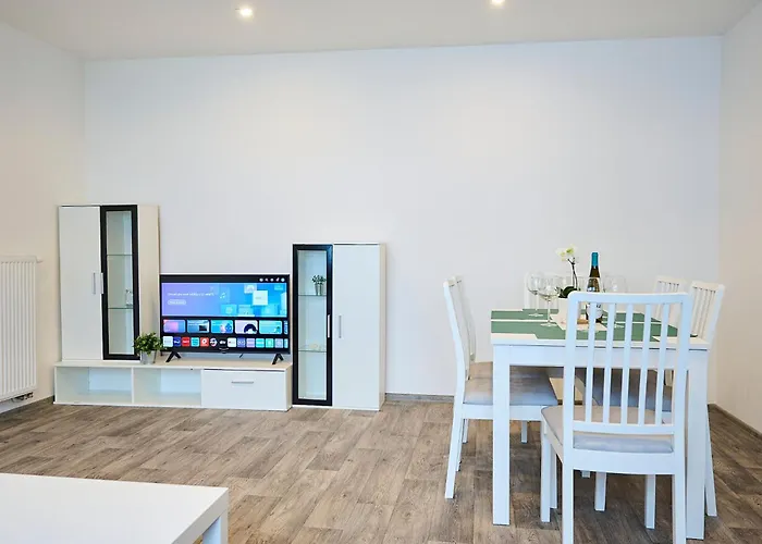 U Dzina-3 By Interhome *